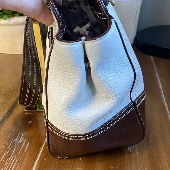 2009 Coach Hampton White Chocolate Brown Turnlock Satchel Shoulder Bag - Picture 7 of 17